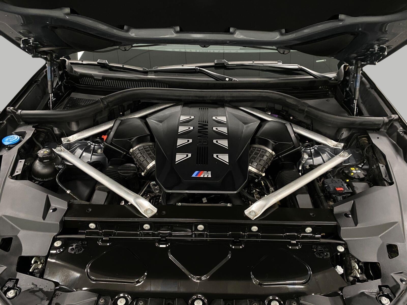 2025 BMW X5 M60i Sports Activity Vehicle