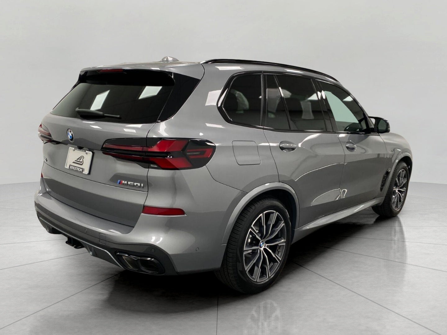 2025 BMW X5 M60i Sports Activity Vehicle