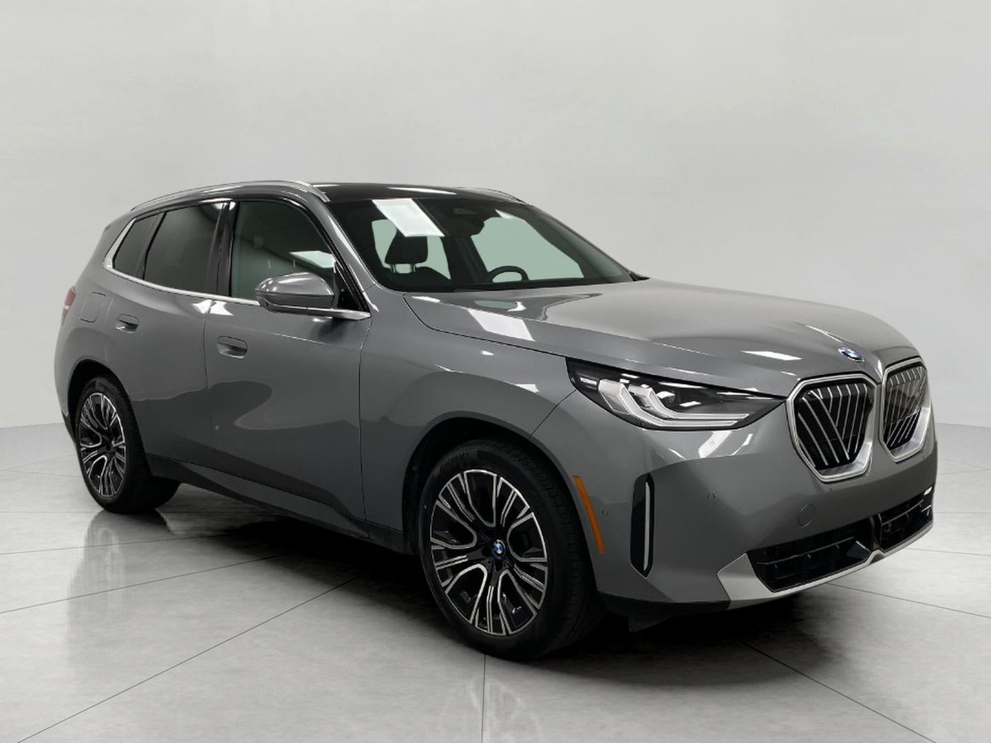 2026 BMW X3 30 XDRIVE's photo
