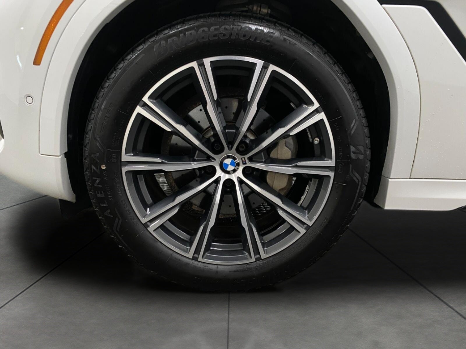 2022 BMW X6 xDrive40i Sports Activity Coupe