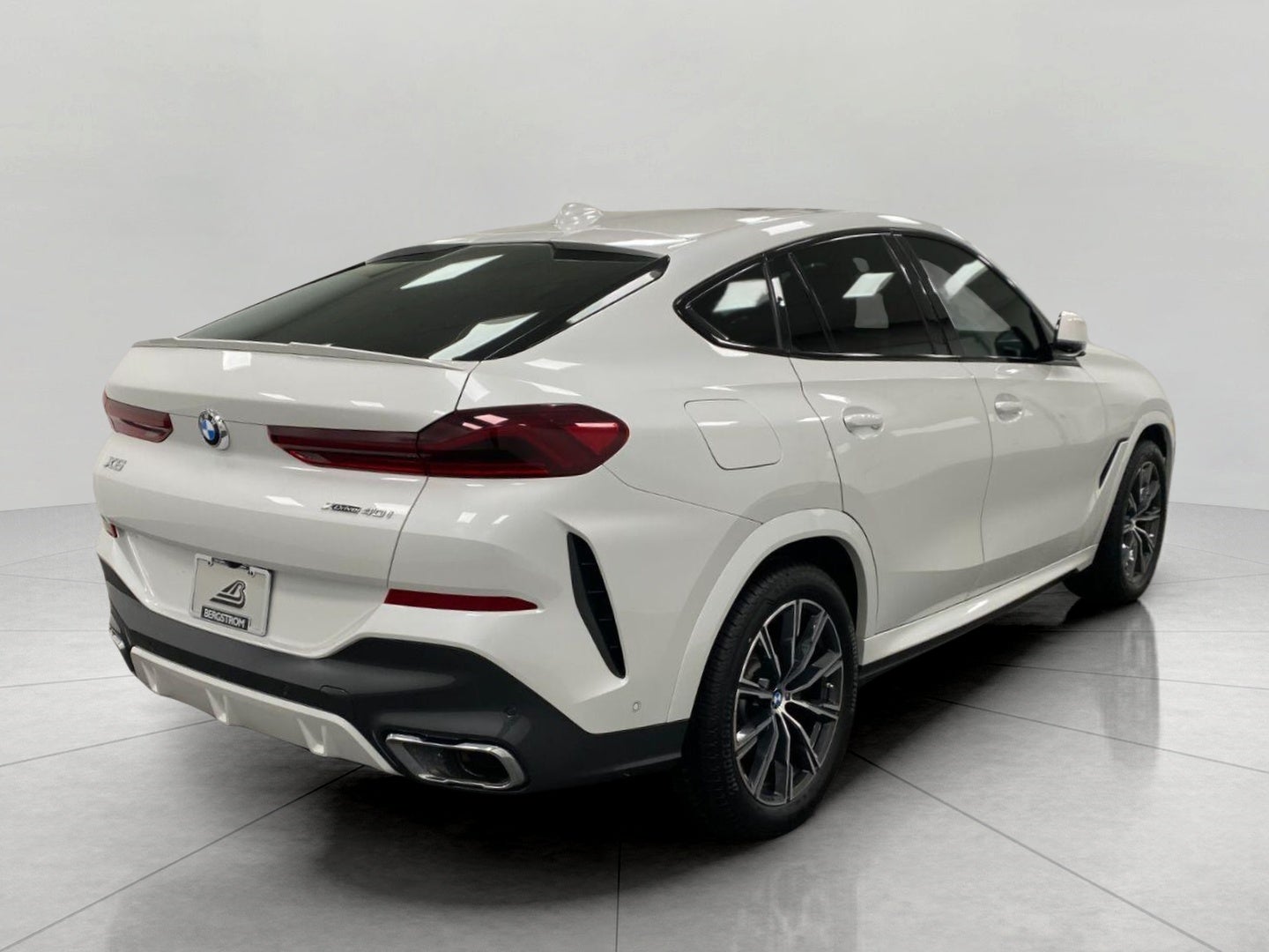 2022 BMW X6 xDrive40i Sports Activity Coupe