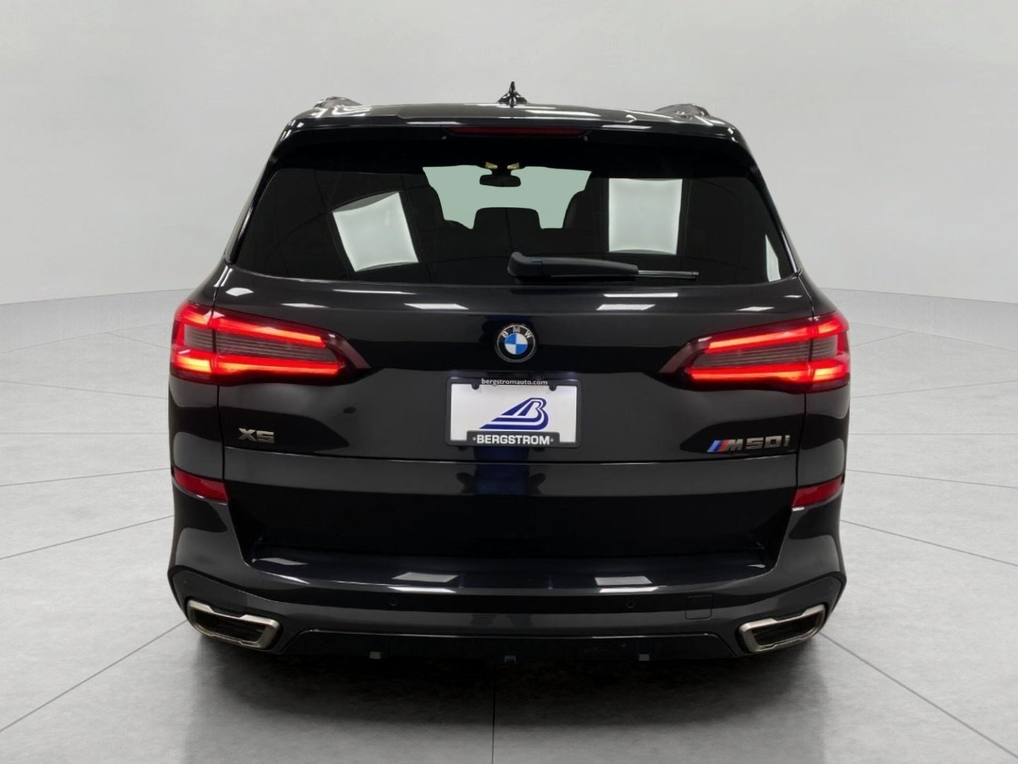 2022 BMW X5 M50i Sports Activity Vehicle