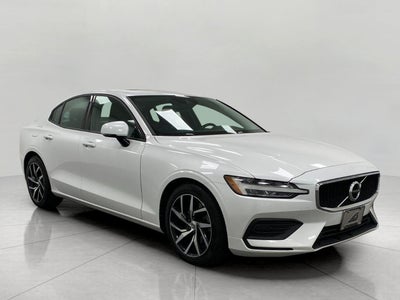 2020 Volvo S60 T6 AWD Momentum