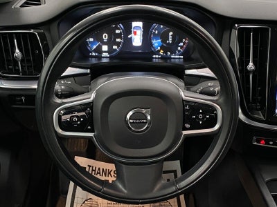 2020 Volvo S60 T6 AWD Momentum