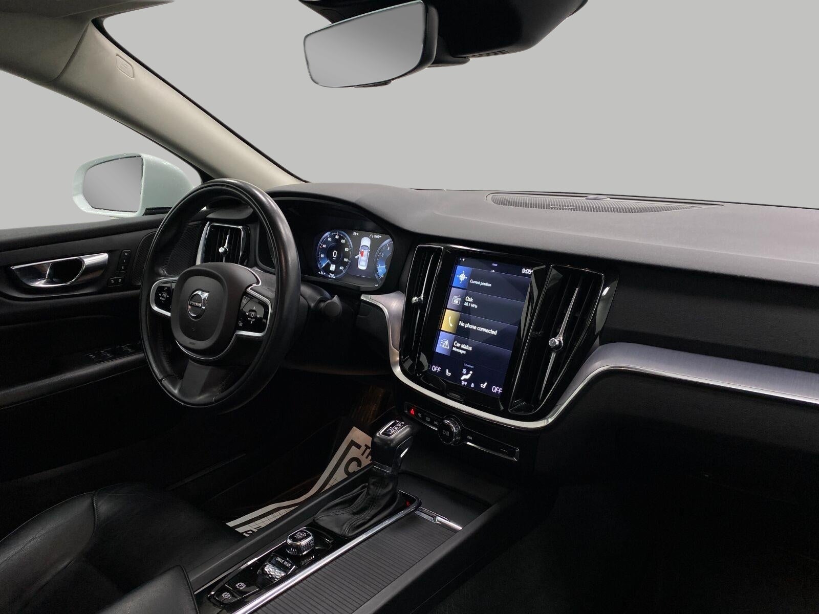 2020 Volvo S60 T6 AWD Momentum