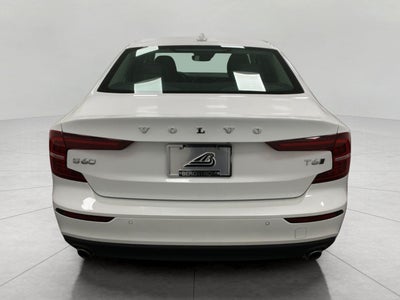 2020 Volvo S60 T6 AWD Momentum