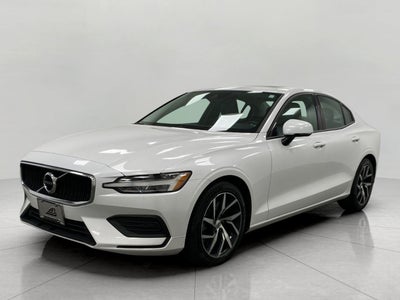 2020 Volvo S60 T6 AWD Momentum