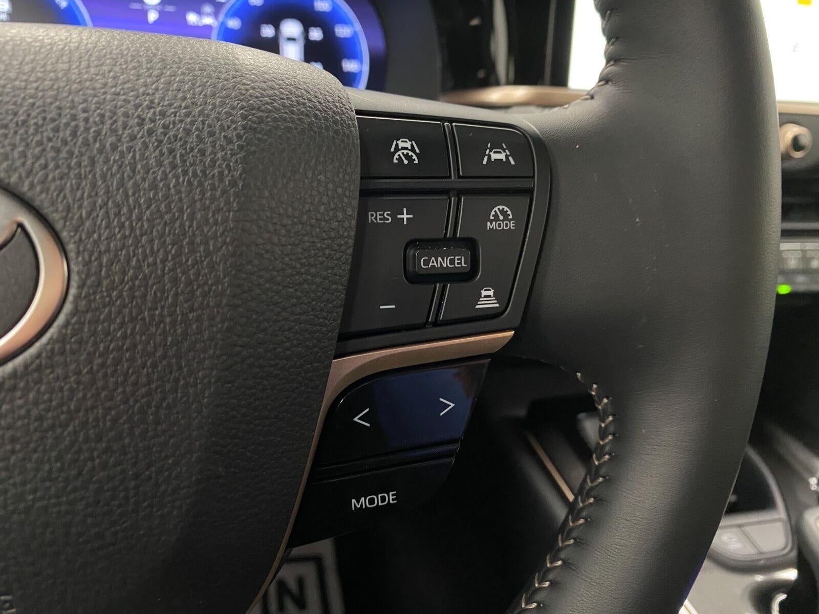 2026 Toyota Crown Signia Limited AWD