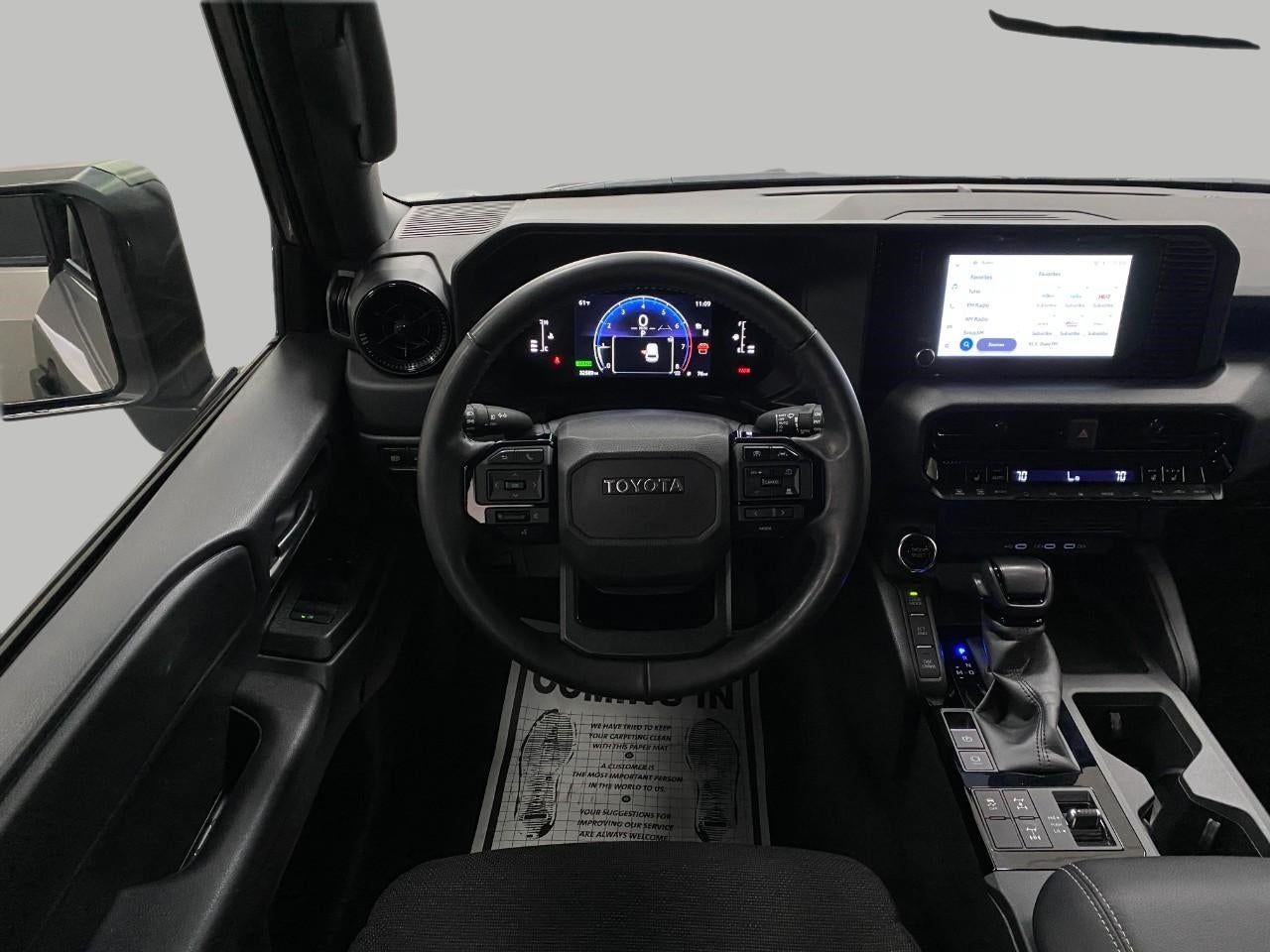 2025 Toyota Land Cruiser 4WD