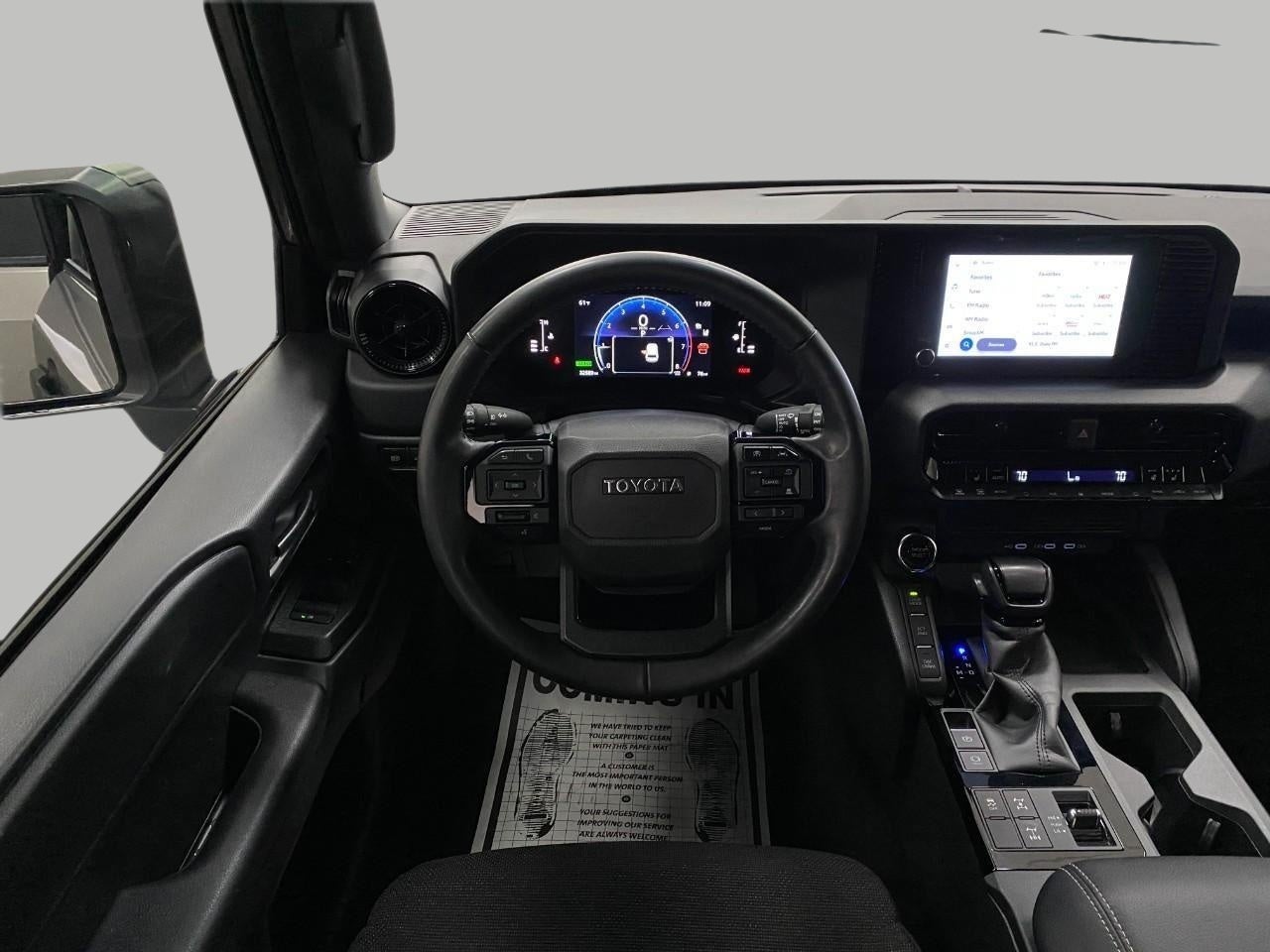 2025 Toyota Land Cruiser 4WD
