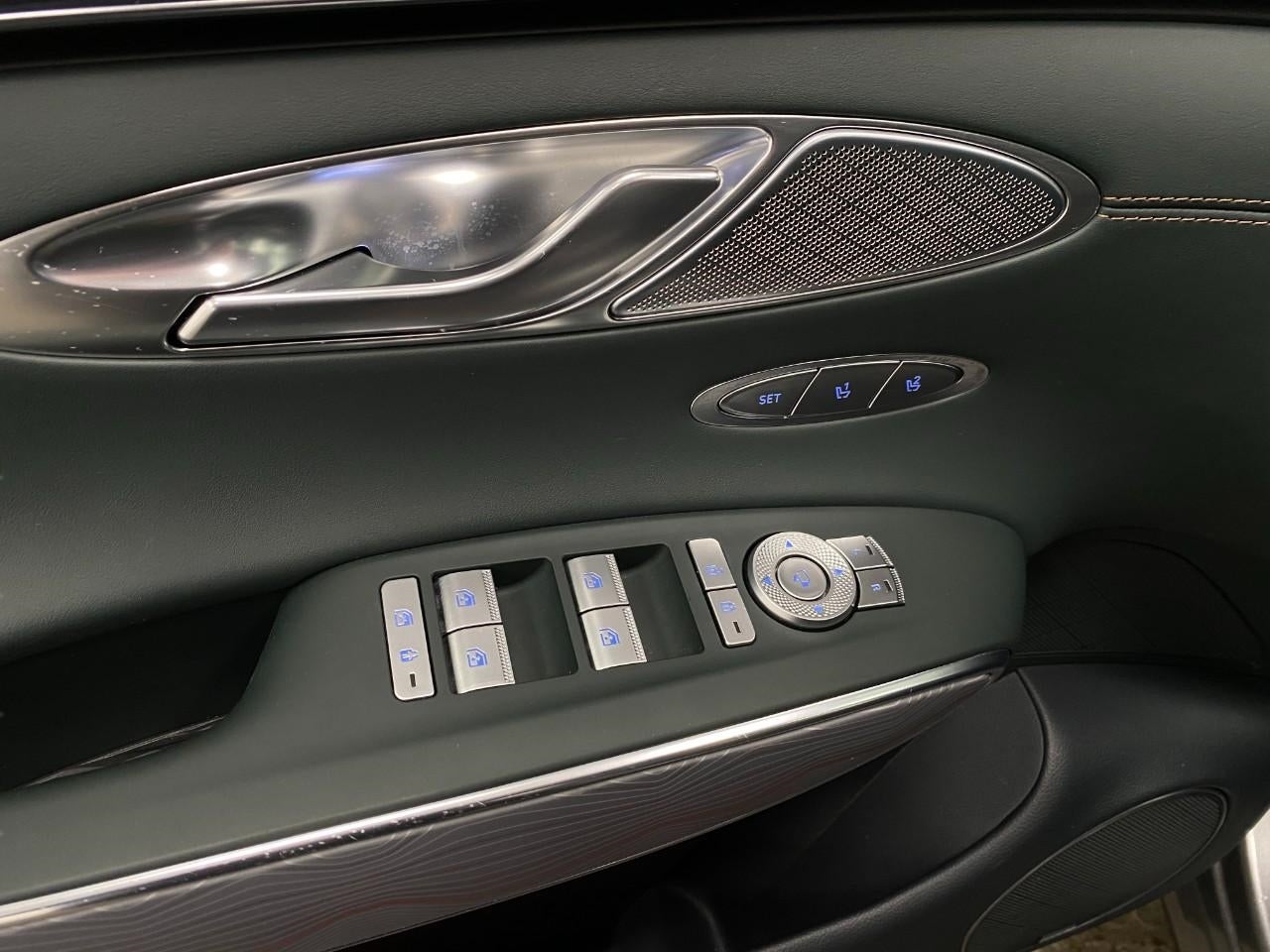 2023 Genesis GV70 2.5T AWD