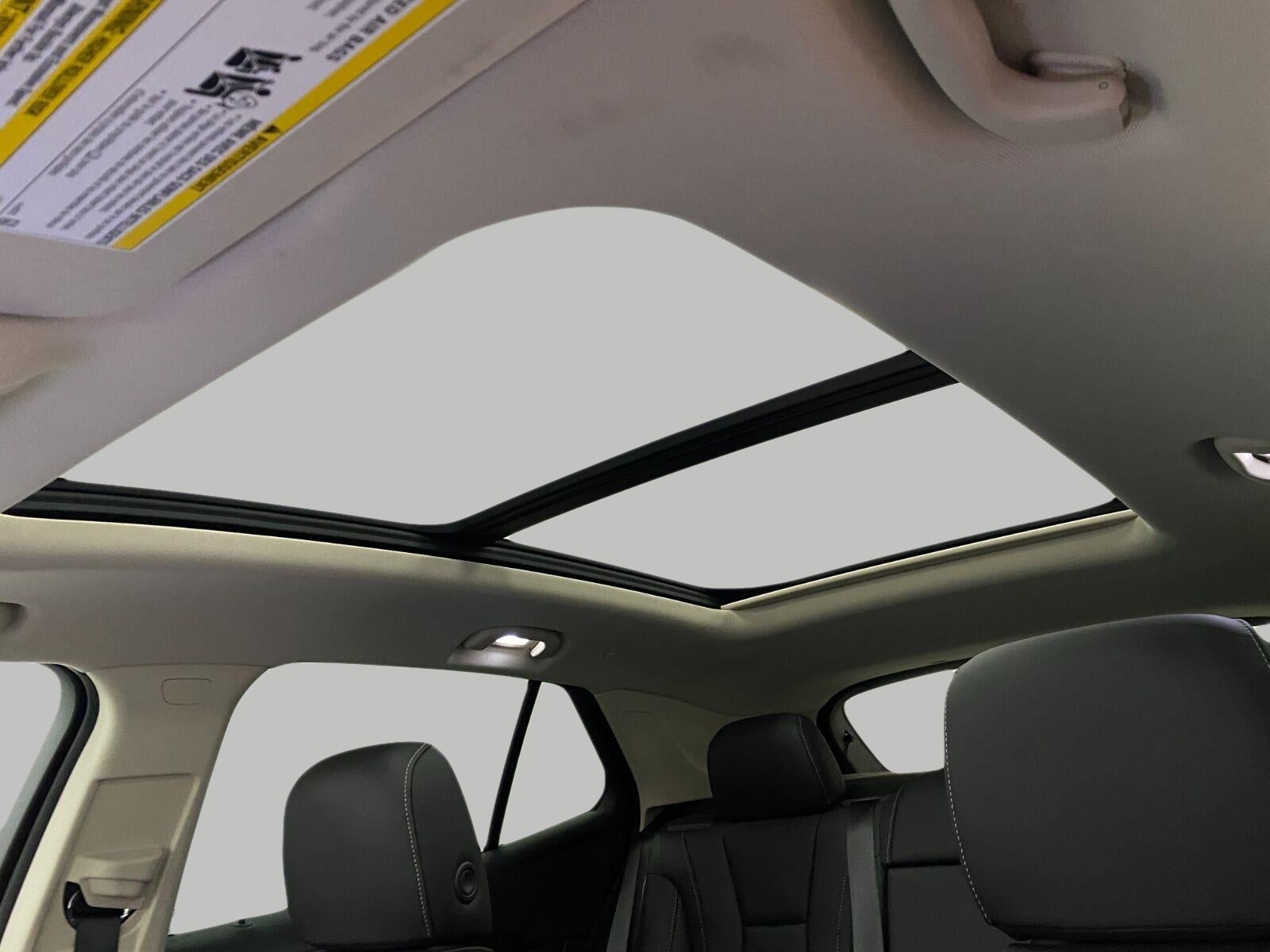 2021 Buick Envision AWD 4dr Essence