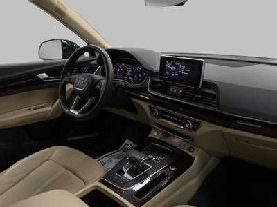 2019 Audi Q5 Premium Plus 45 TFSI quattro