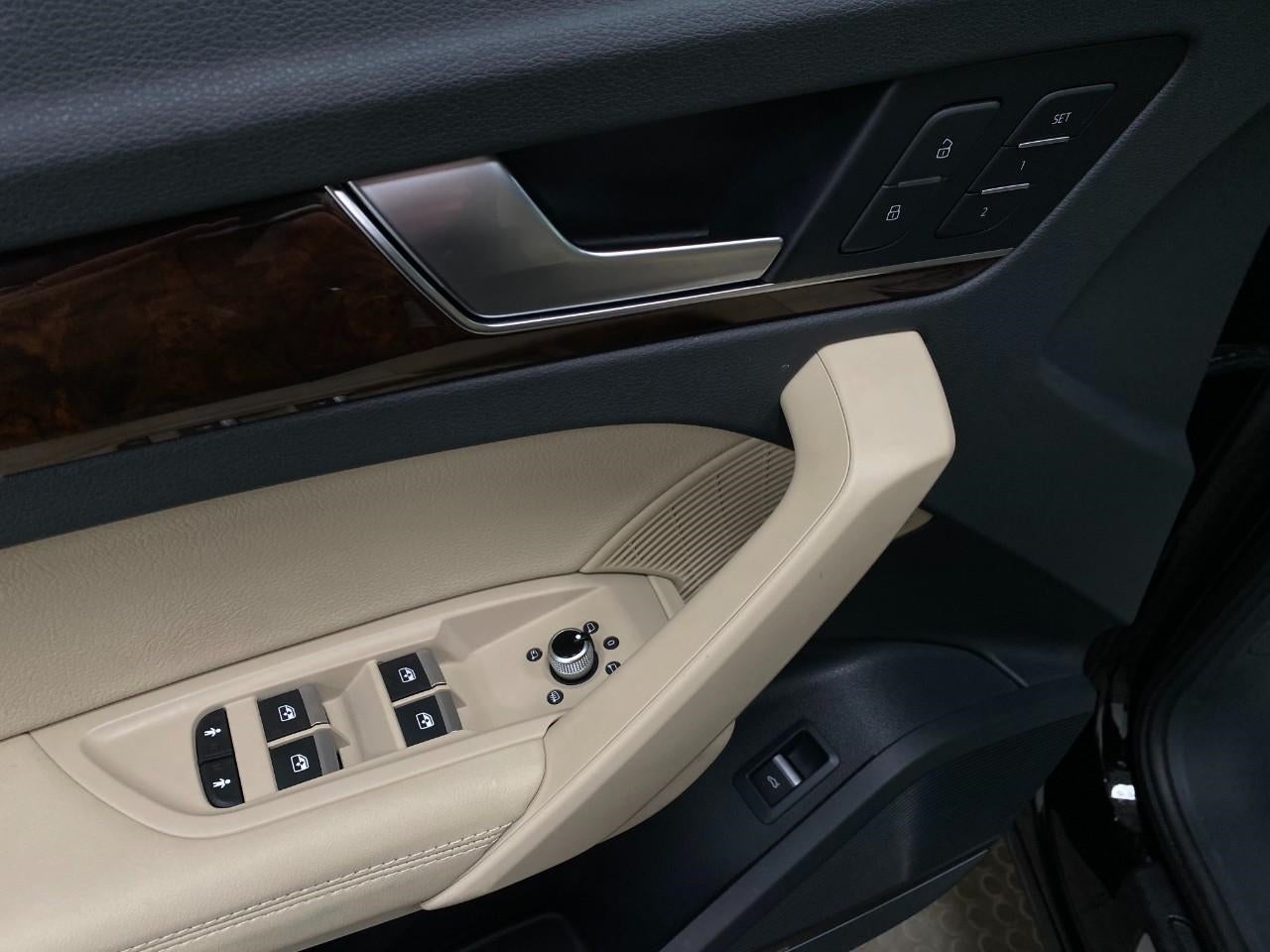 2019 Audi Q5 Premium Plus 45 TFSI quattro