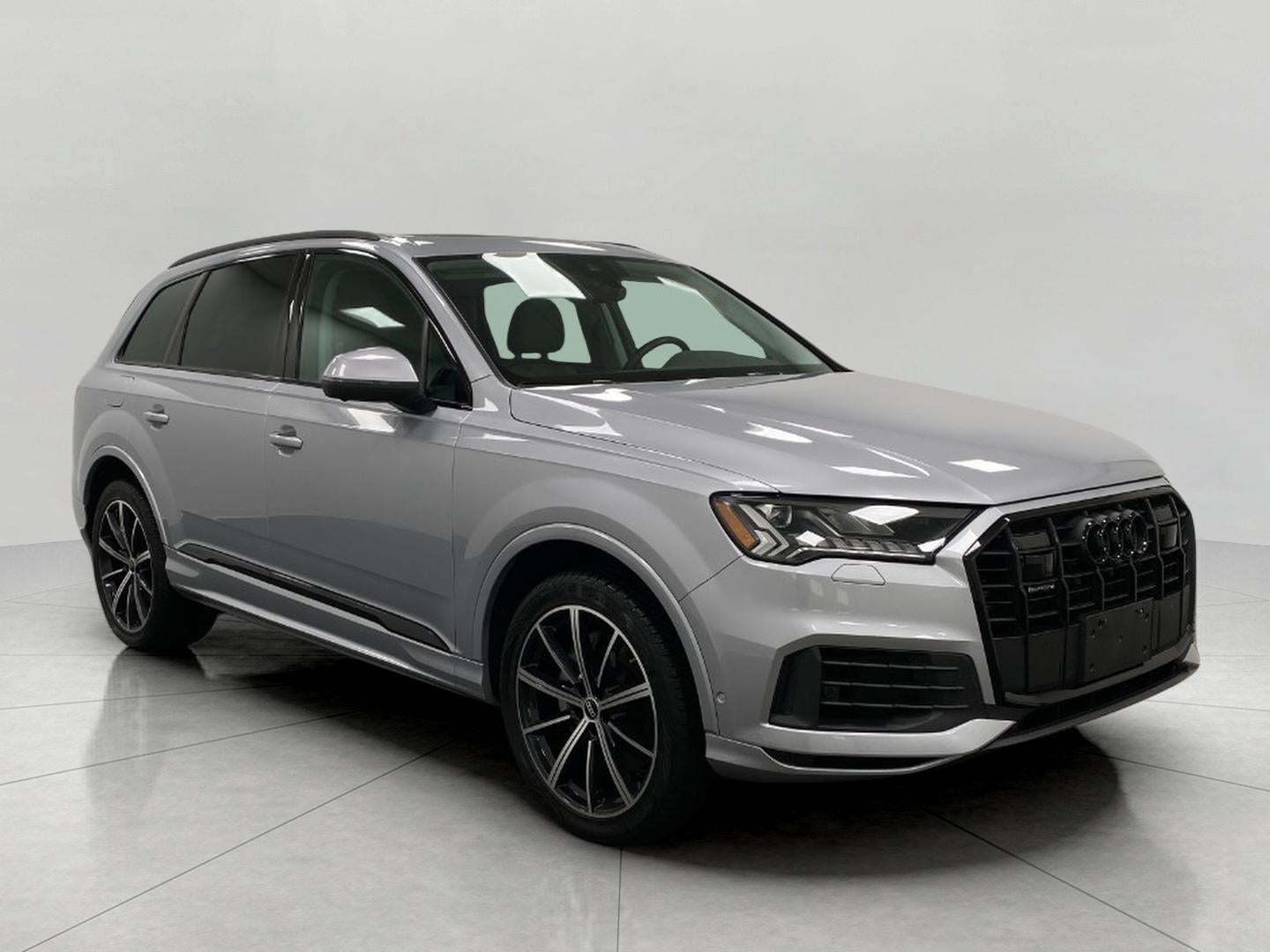 2022 Audi Q7 Premium Plus