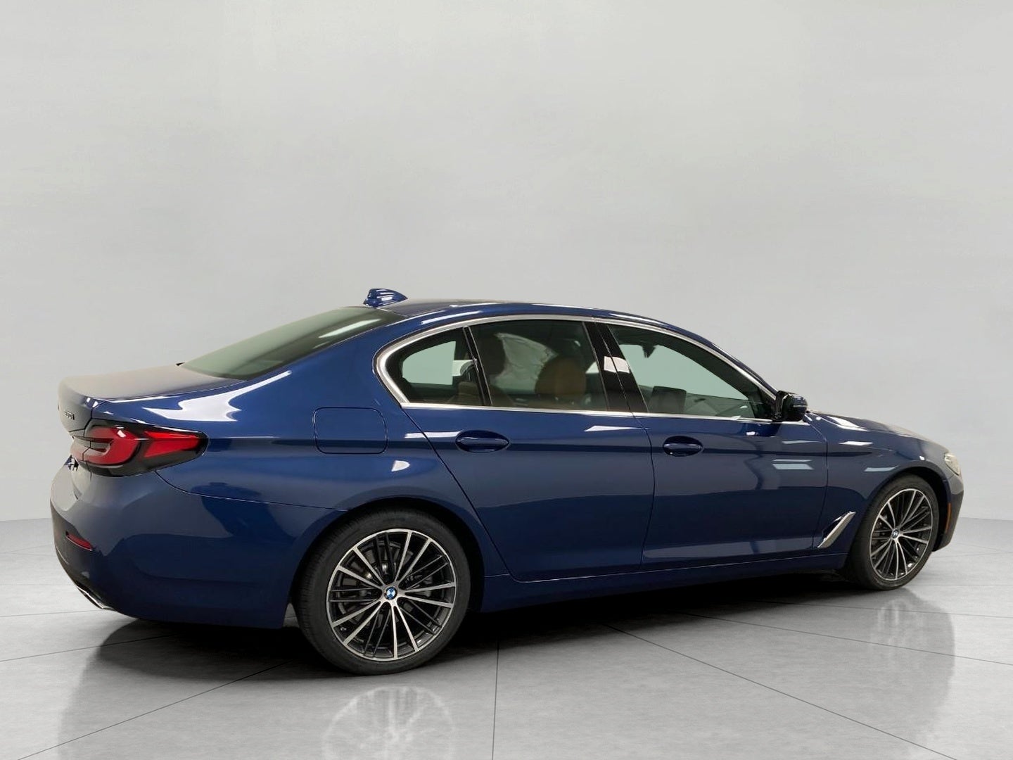 2023 BMW 5 Series 530i xDrive Sedan