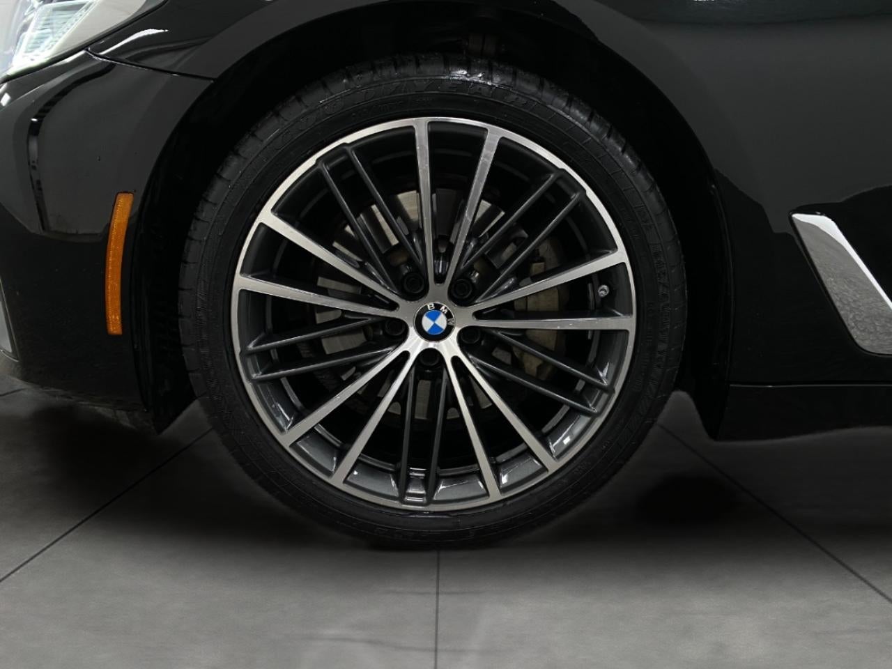 2022 BMW 5 Series 530i xDrive Sedan