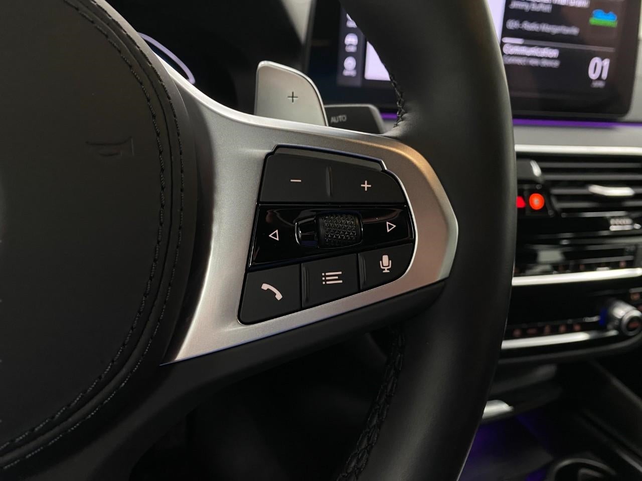 2023 BMW 5 Series 530e xDrive Plug-In Hybrid