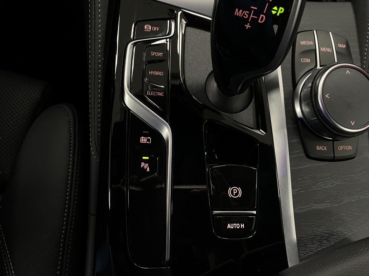 2023 BMW 5 Series 530e xDrive Plug-In Hybrid