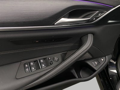 2023 BMW 5 Series 530e xDrive Plug-In Hybrid