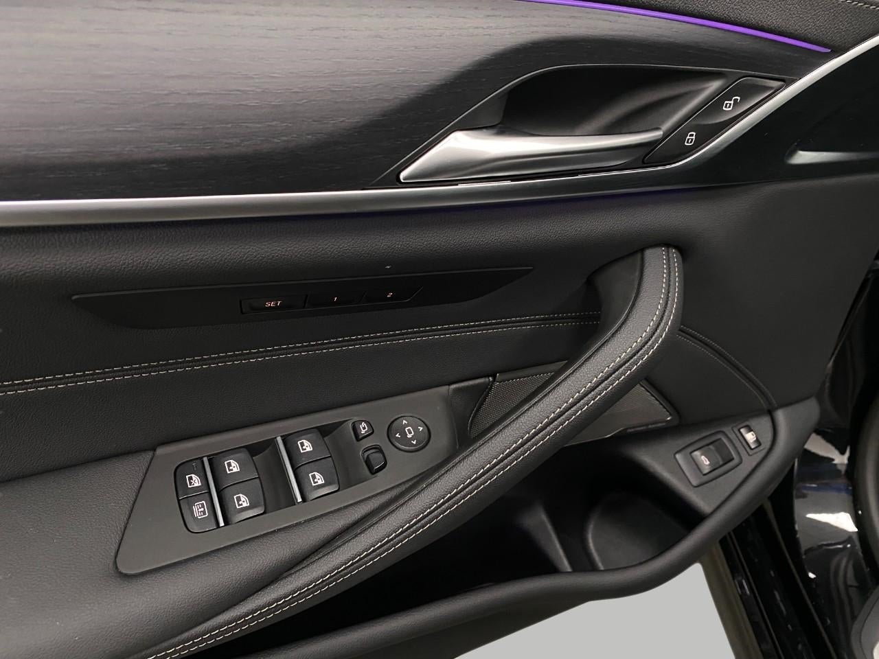 2023 BMW 5 Series 530e xDrive Plug-In Hybrid