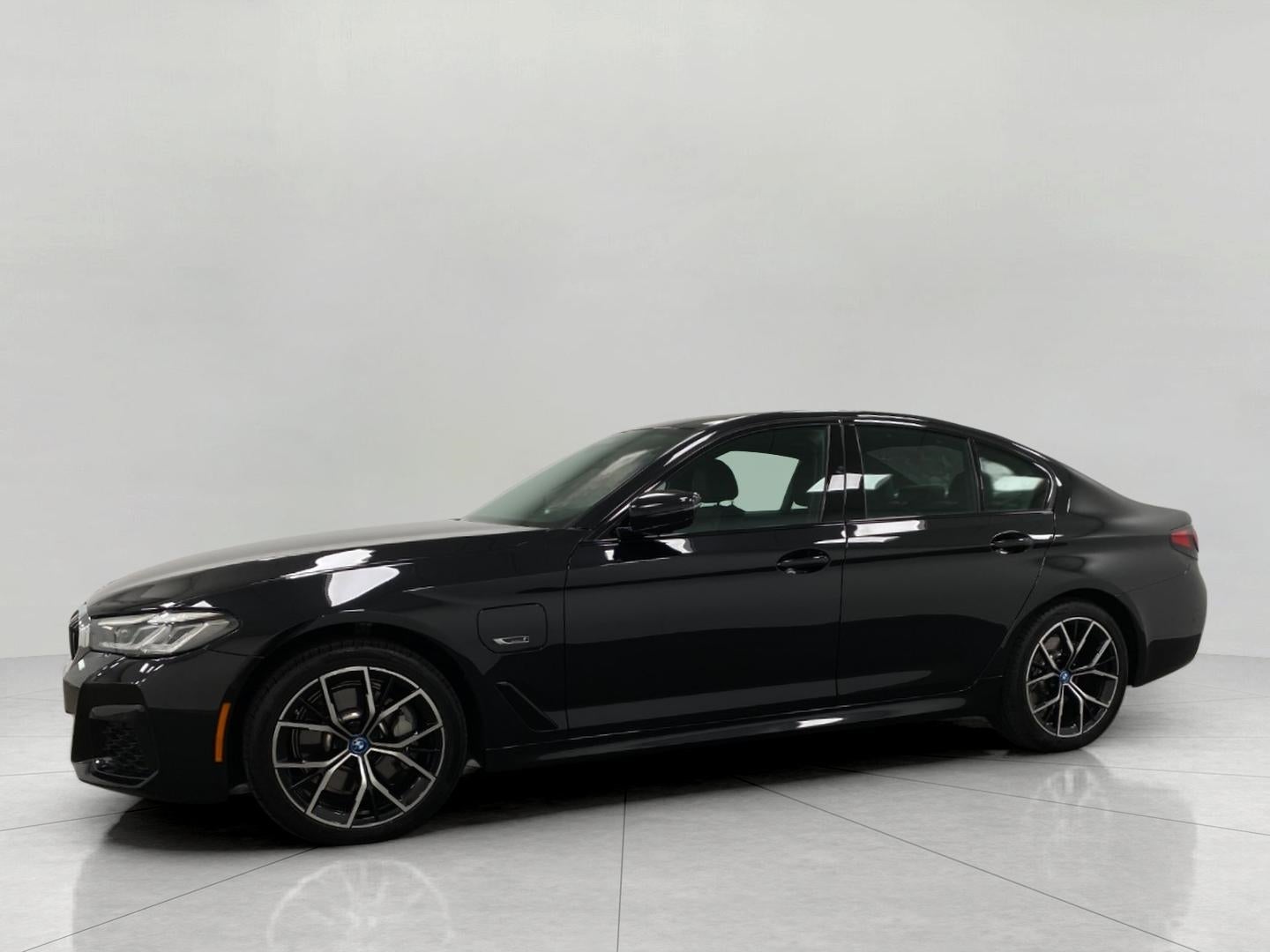 2023 BMW 5 Series 530e xDrive Plug-In Hybrid