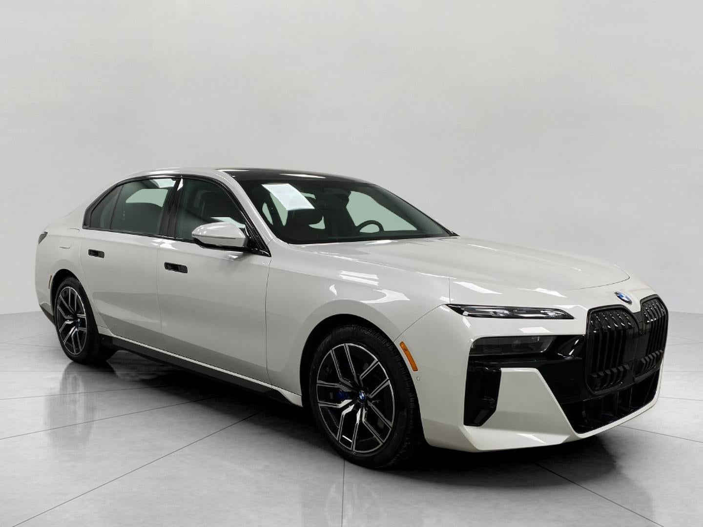 2025 BMW 7 Series 740i xDrive Sedan