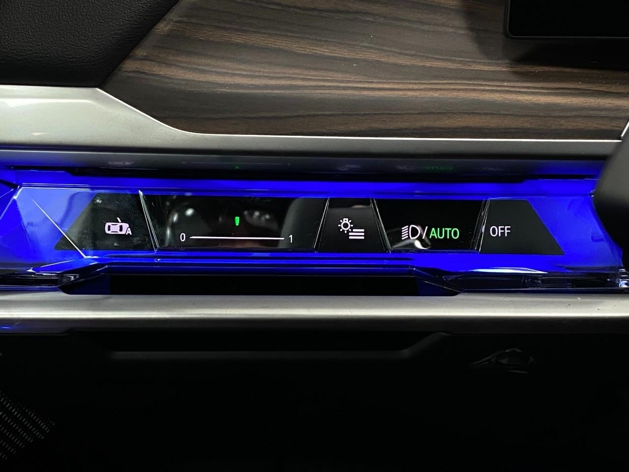 2025 BMW 7 Series 740i xDrive Sedan