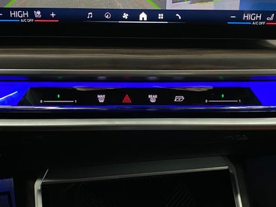 2025 BMW 7 Series 740i xDrive Sedan