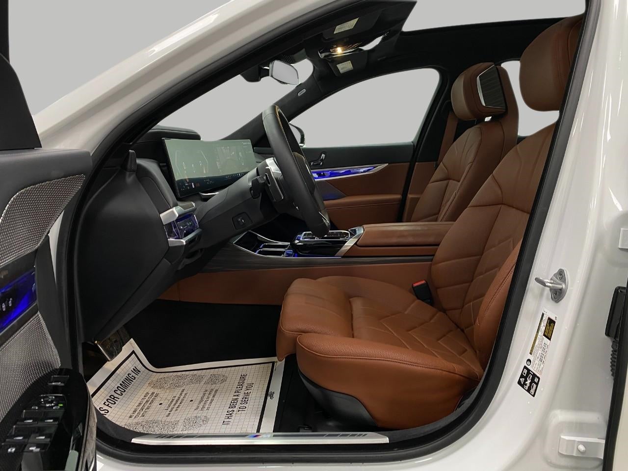 2025 BMW 7 Series 740i xDrive Sedan