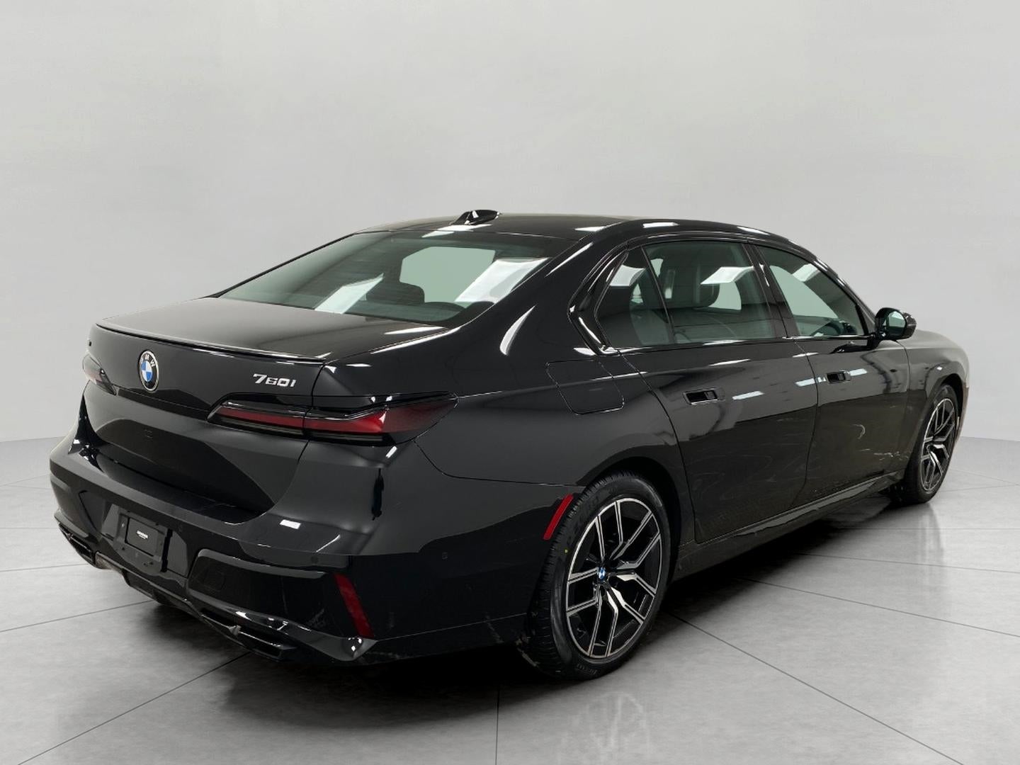 2023 BMW 7 Series 760i xDrive Sedan