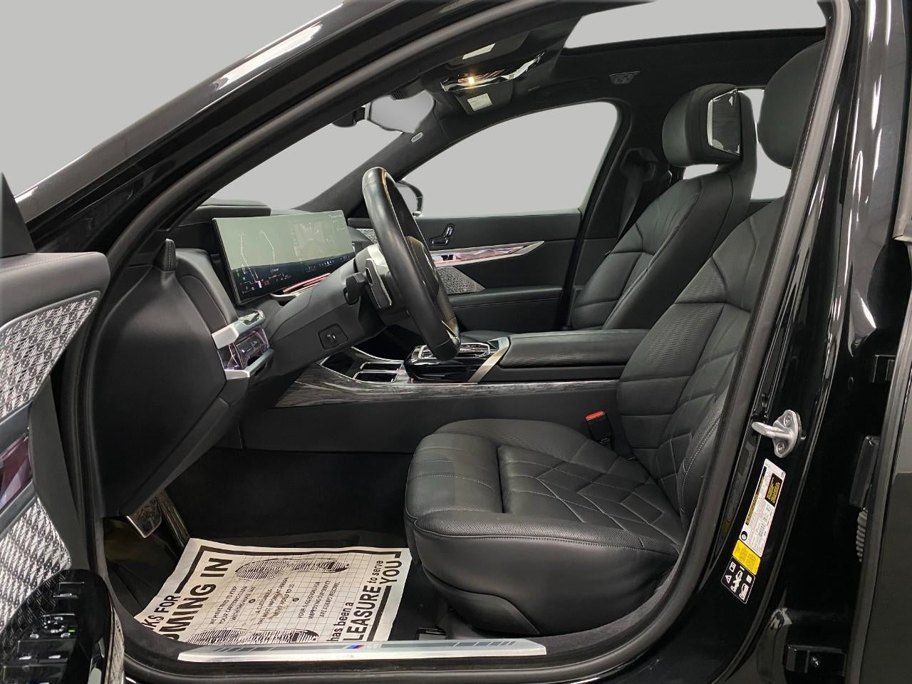 2023 BMW 7 Series 760i xDrive Sedan