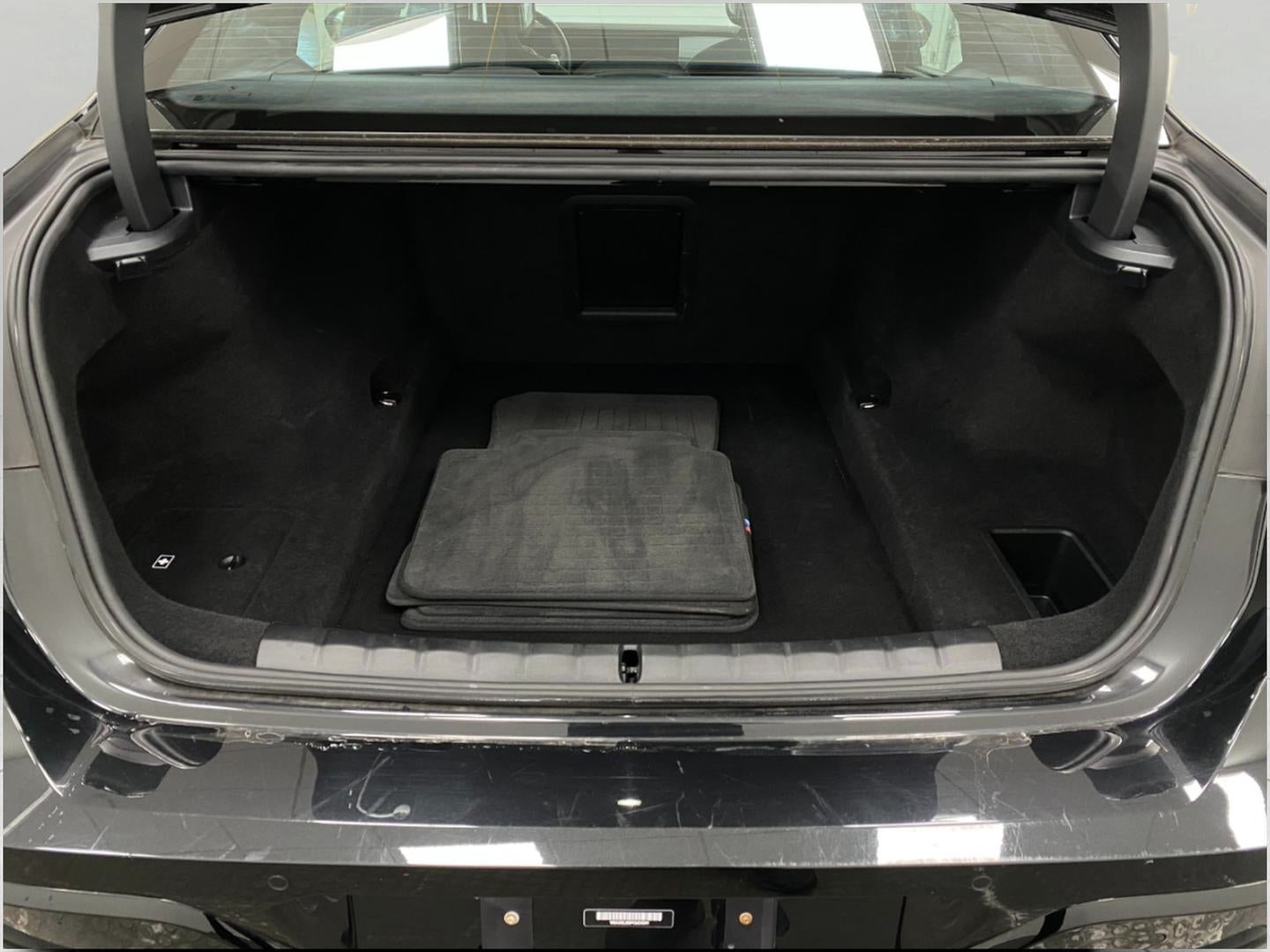 2023 BMW 7 Series 760i xDrive Sedan