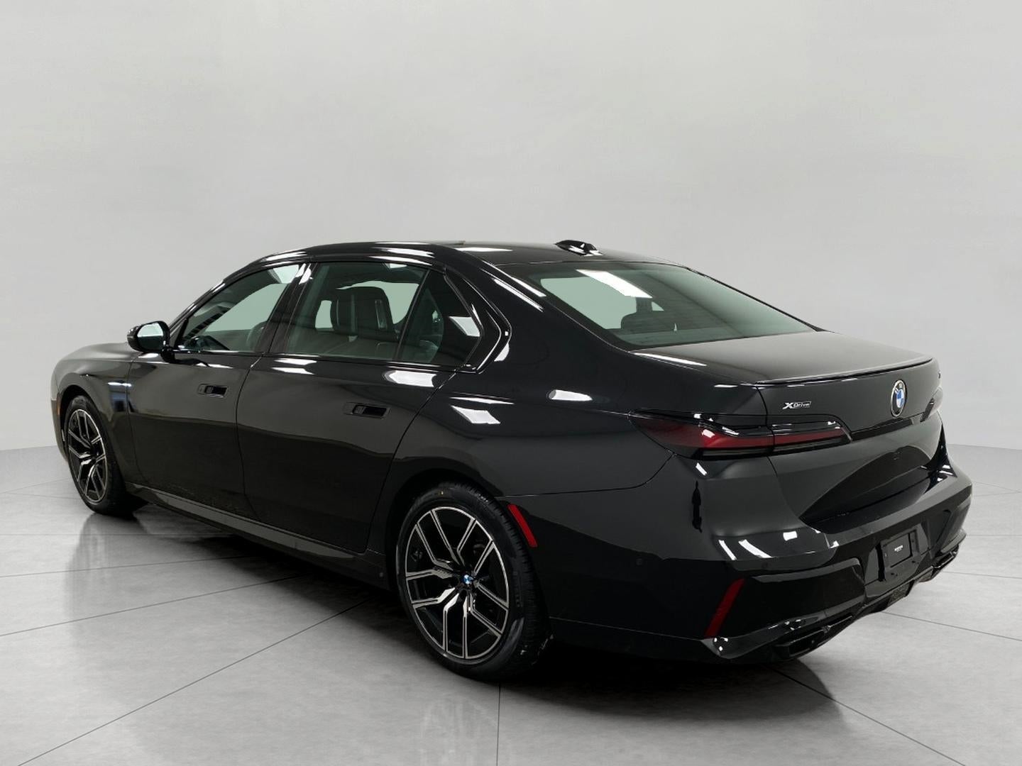 2023 BMW 7 Series 760i xDrive Sedan