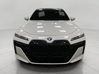 2025 BMW 7 Series 760i xDrive Sedan