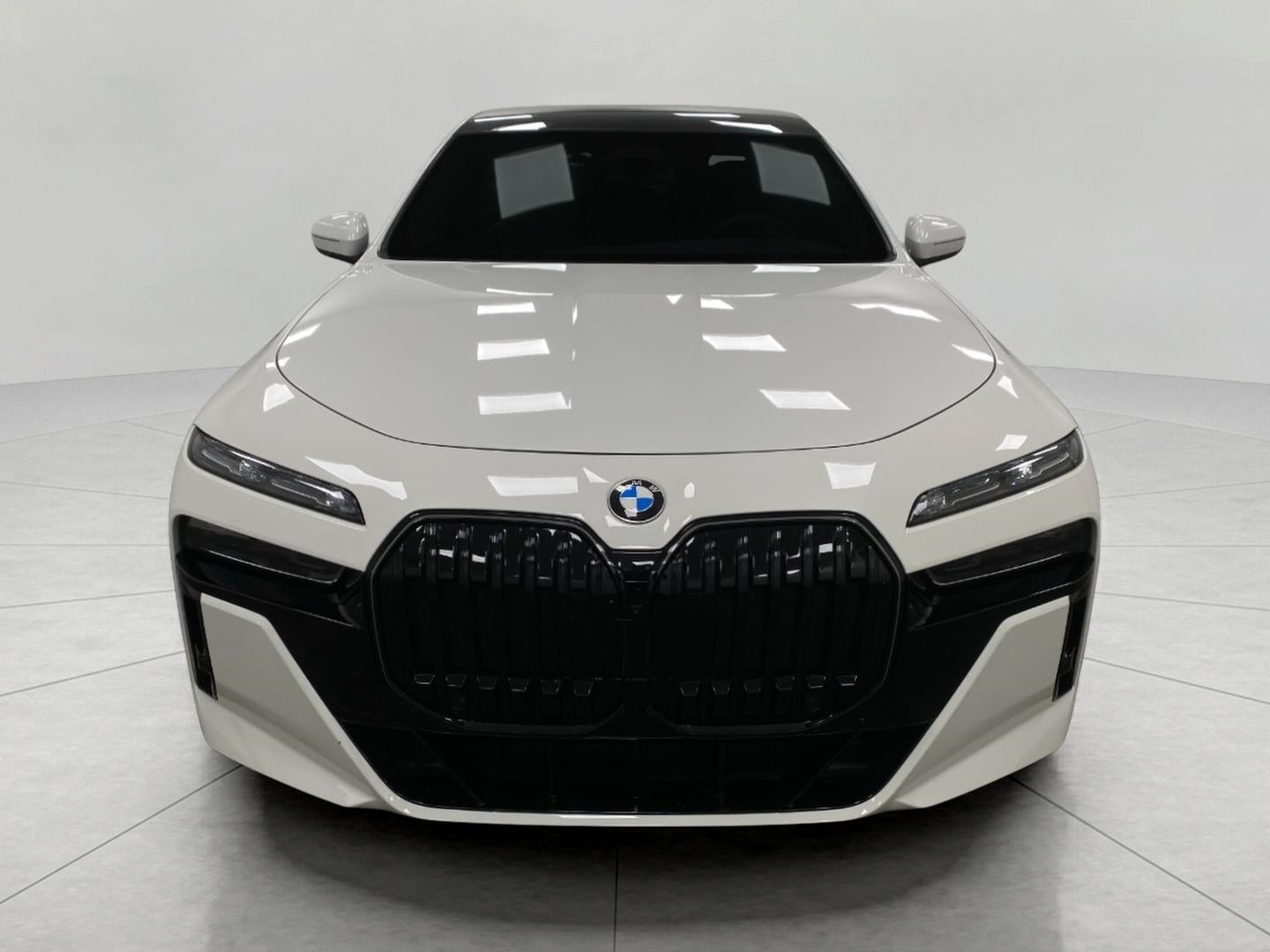 2025 BMW 7 Series 760i xDrive Sedan