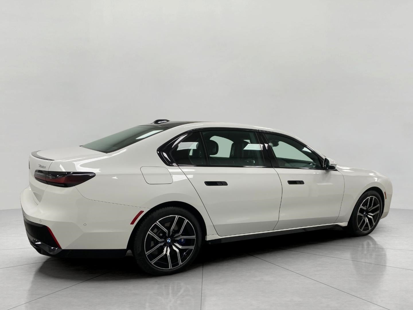 2025 BMW 7 Series 760i xDrive Sedan