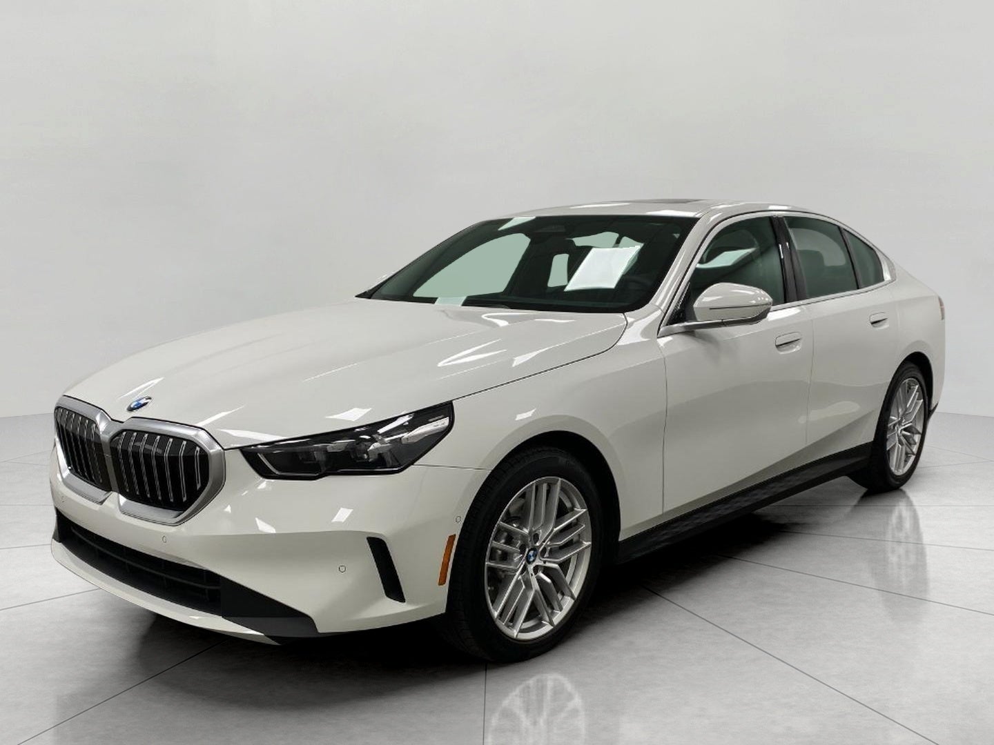 2024 BMW 5 Series 530i xDrive Sedan