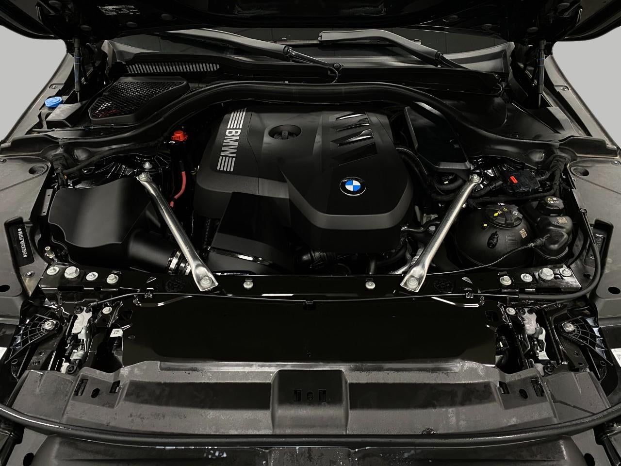 2026 BMW 5 Series 530i xDrive Sedan