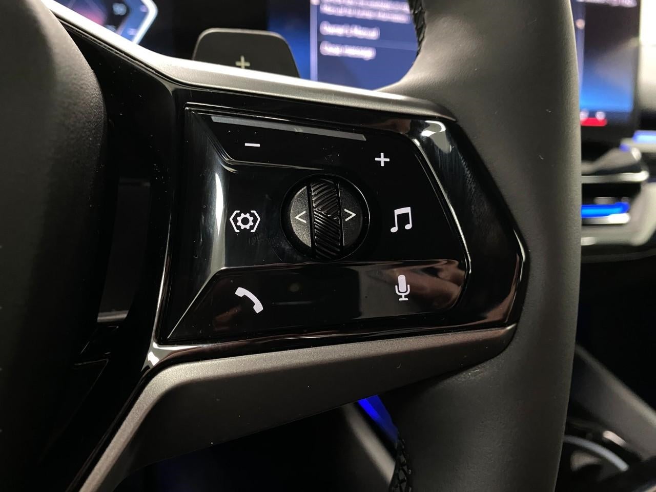 2026 BMW 5 Series 530i xDrive Sedan