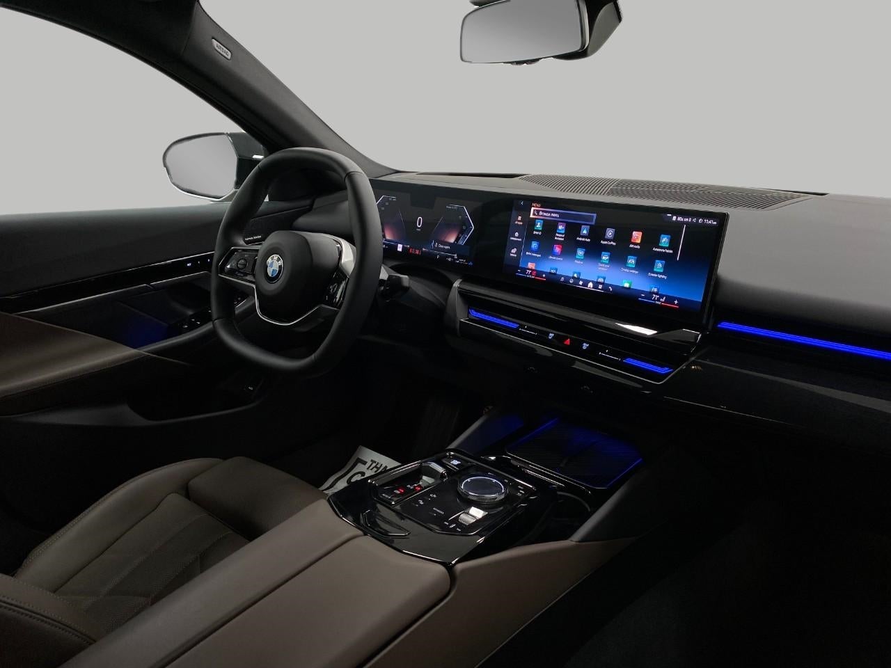 2026 BMW 5 Series 530i xDrive Sedan