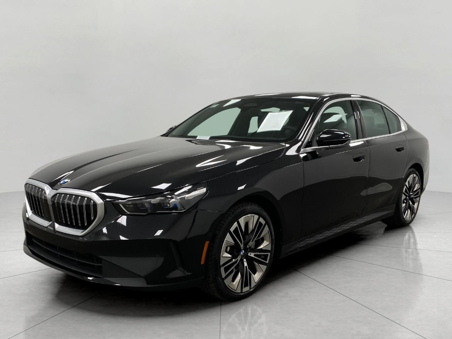 2026 BMW 5 Series 530i xDrive Sedan