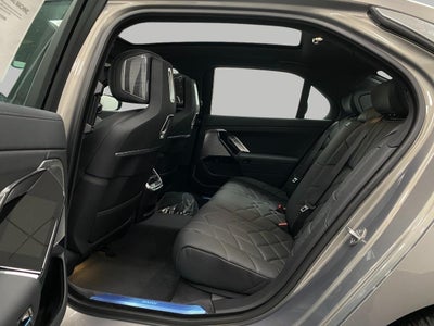 2024 BMW i7 xDrive60 Sedan