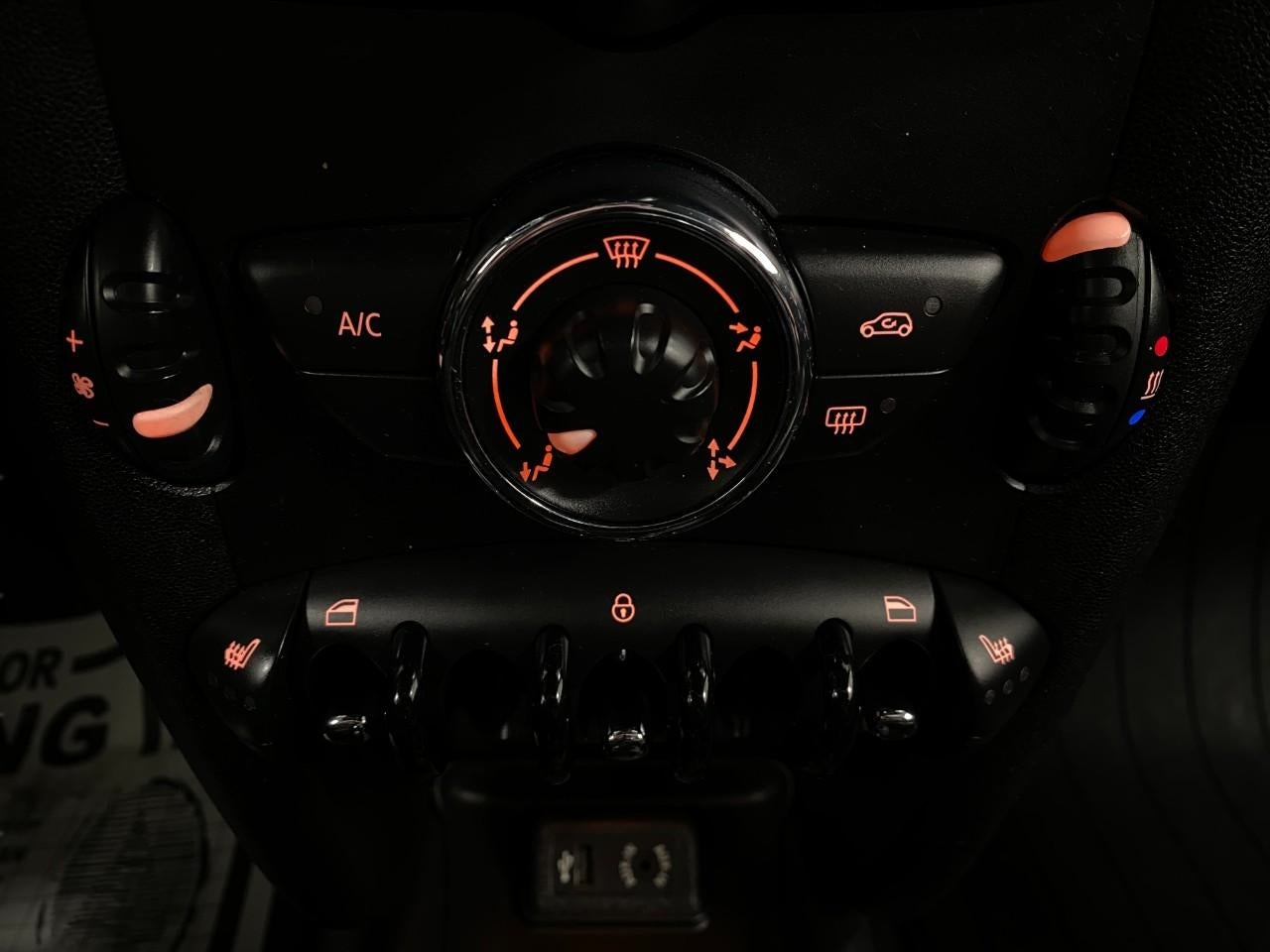 2014 MINI Cooper Roadster 2dr