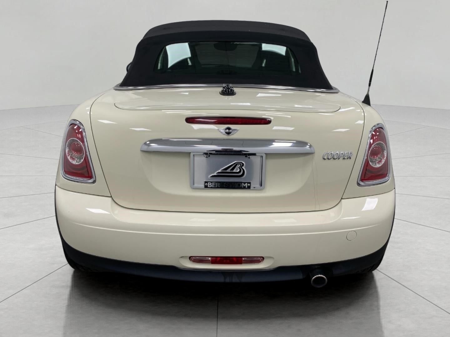 2014 MINI Cooper Roadster 2dr